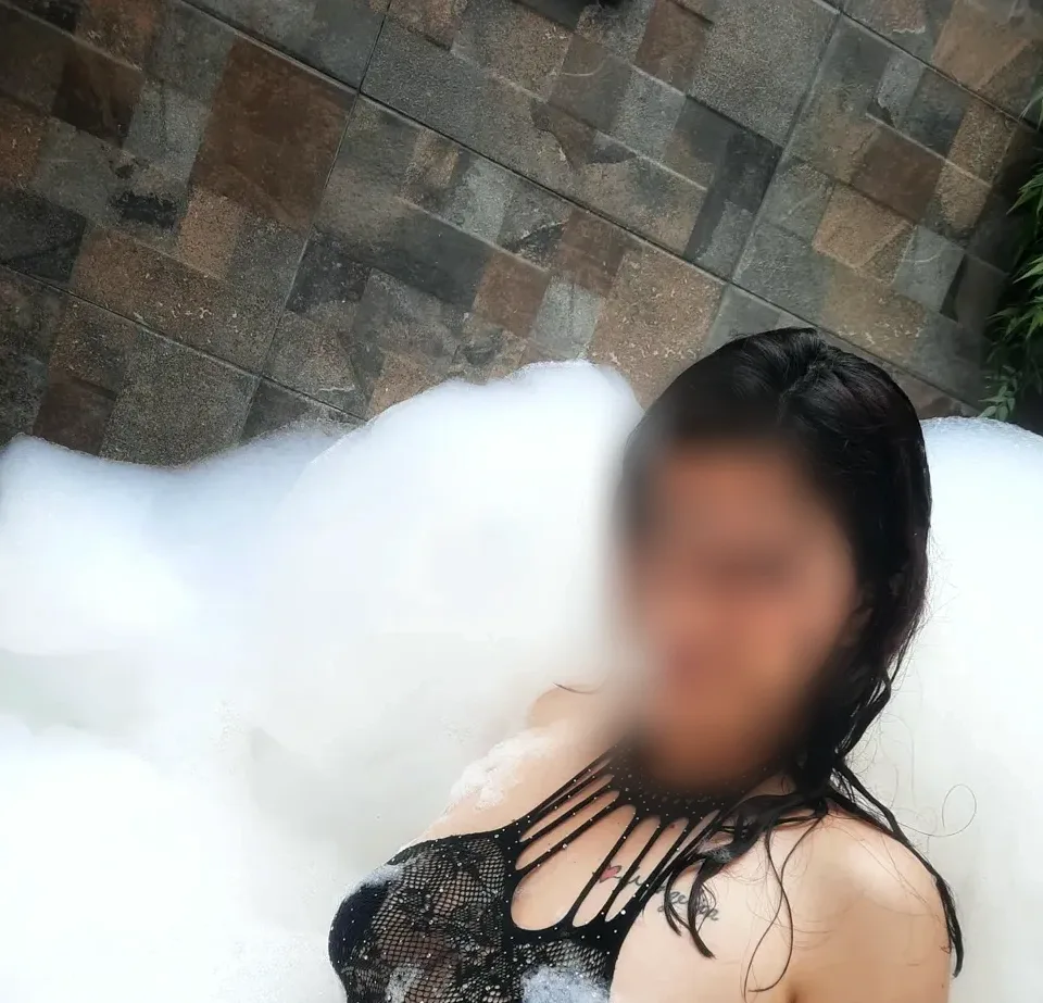 Barbara, 26