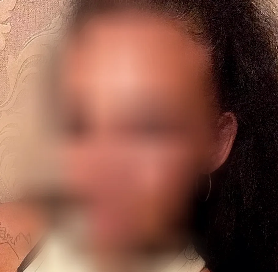 Carina, 38